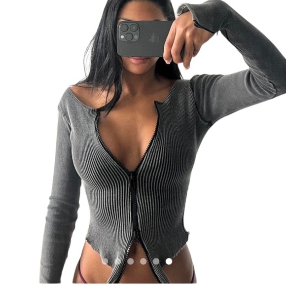 Briellé Ribbed Double Zip Round neck Corset Top Long Sleeves in Grey - Picture 11 of 11